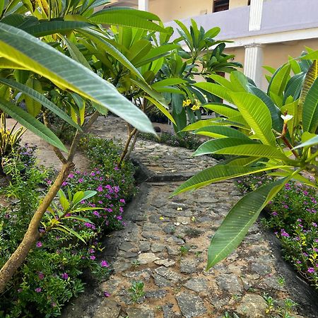Santa Maria, Trivandrum - An Airport Boutique By The Sea Bed and Breakfast Thiruvananthapuram Eksteriør billede
