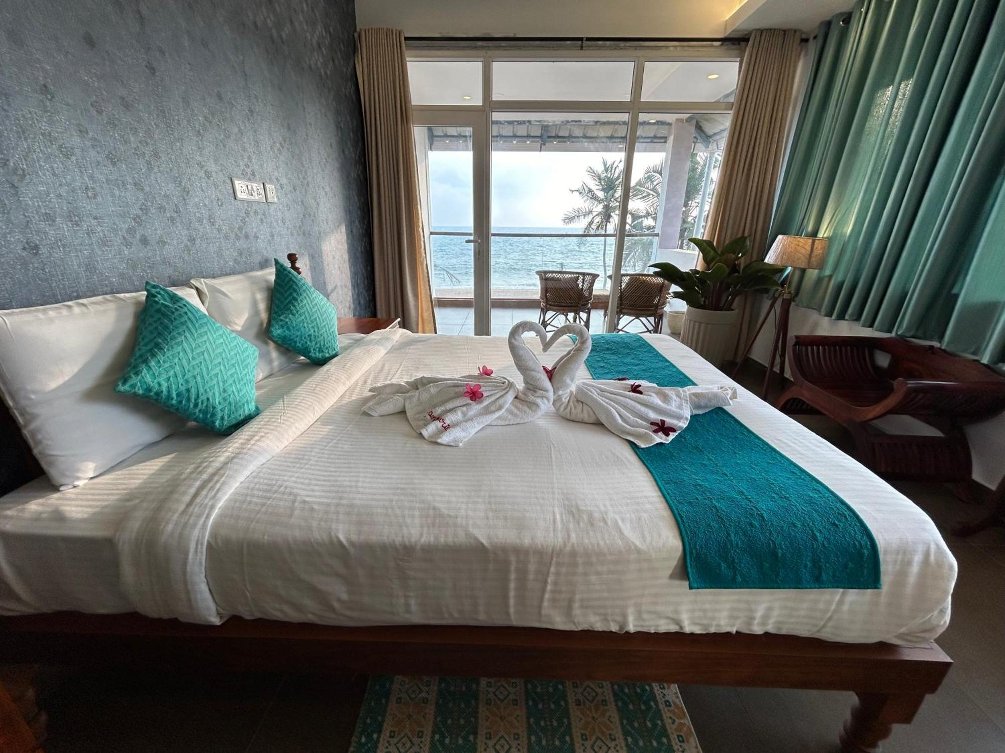 Santa Maria, Trivandrum - An Airport Boutique By The Sea Bed and Breakfast Thiruvananthapuram Eksteriør billede